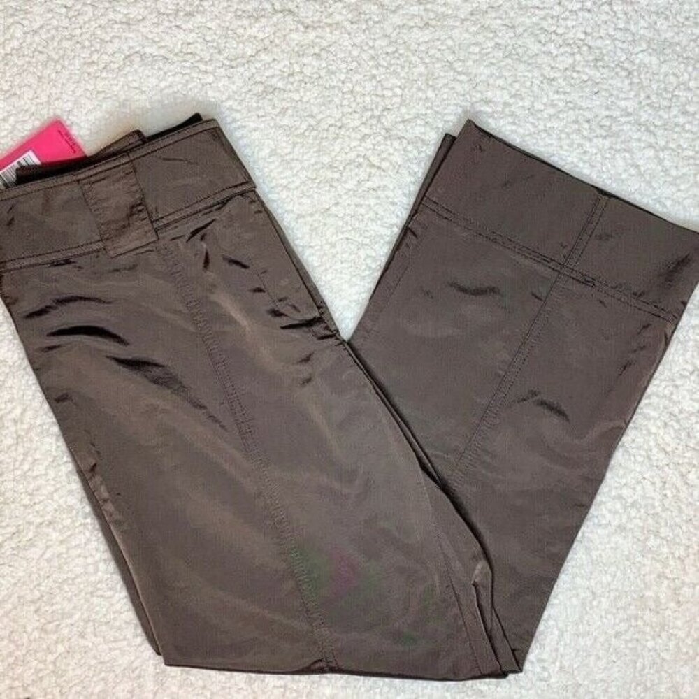 NEW Eye Pants with Cropped and Flared Leg